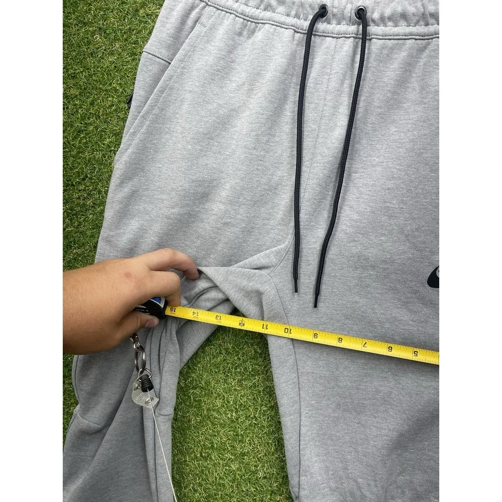 Nike Tech Fleece Jogger Pants Mens Small Sweatpants Pull On Grey 683800-010
